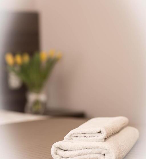 Bed & Breakfast Apartamentowiec Kuźniar