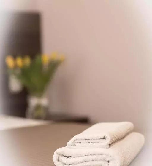 Aamiaismajoitus (B&B) Apartamentowiec Kuźniar