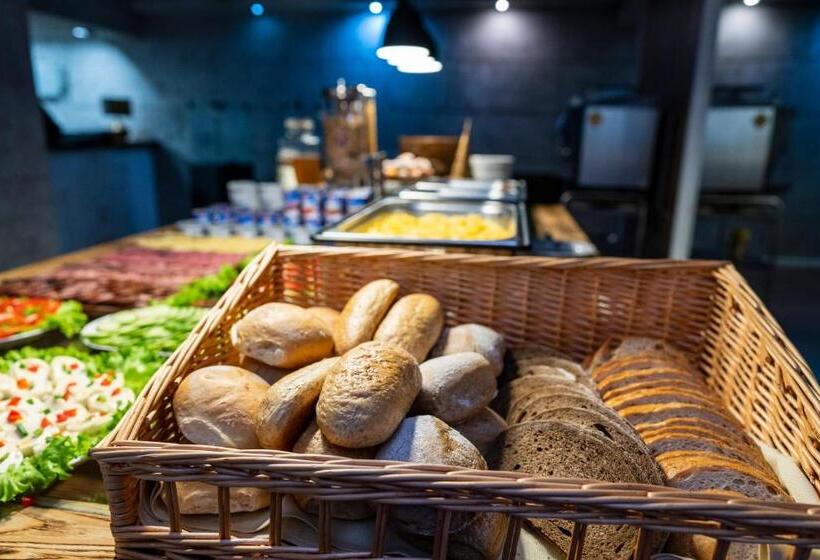 Bed & Breakfast Apartamentowiec Kuźniar