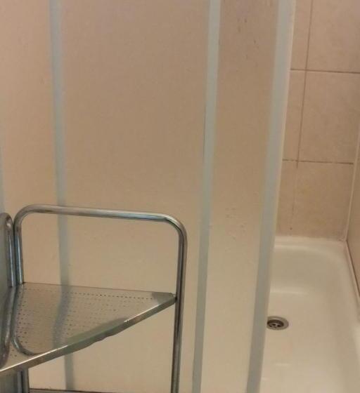 تختخواب و صبحانه Nasz Domek