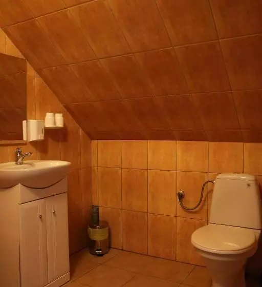 Aamiaismajoitus (B&B) Rezydencja Nad Wigrami Standard & Comfort Rooms