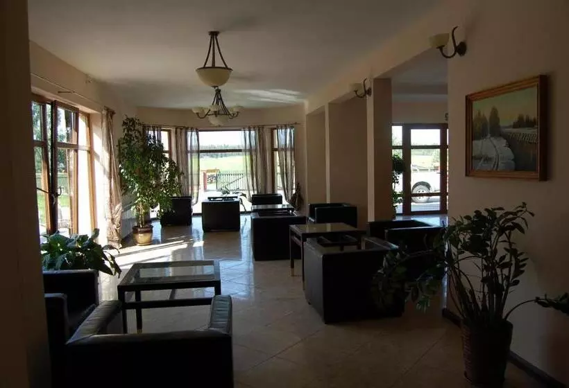 Aamiaismajoitus (B&B) Rezydencja Nad Wigrami Standard & Comfort Rooms