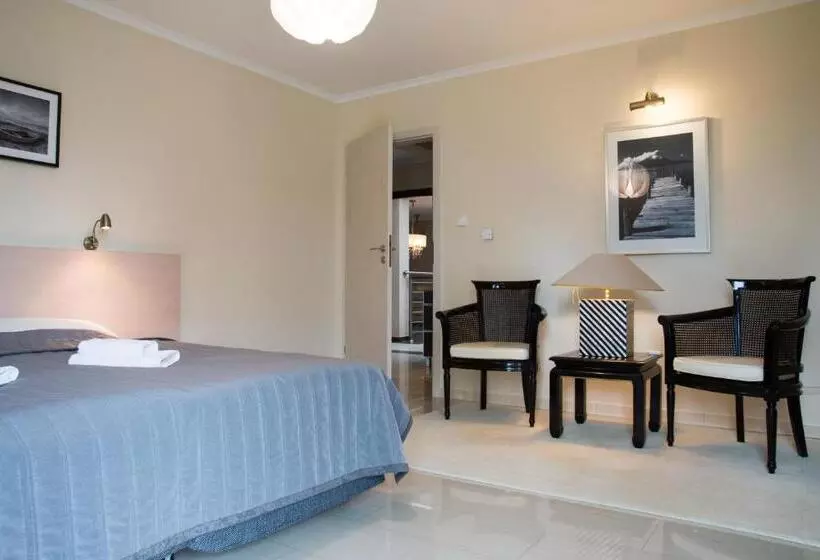 Aamiaismajoitus (B&B) Villa Plena