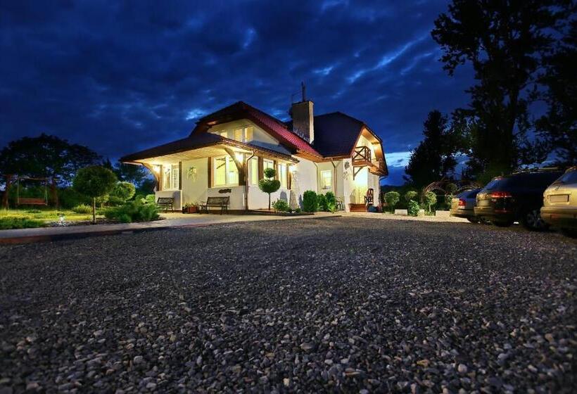 ベッドアンドブレックファースト Willa Kazimiera