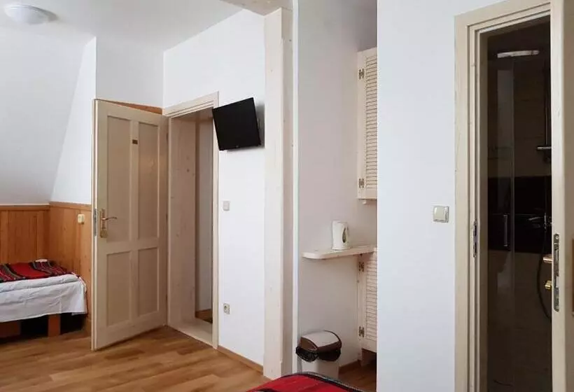 Aamiaismajoitus (B&B) Willa Litka