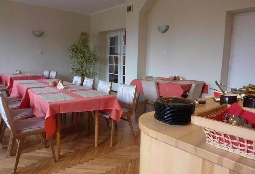 Aamiaismajoitus (B&B) Willa Litka