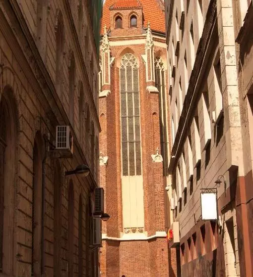 Hostelswidnicka24