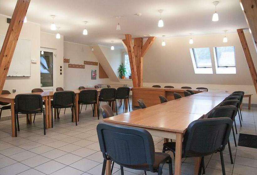 בית מלון כפרי Aeroplan