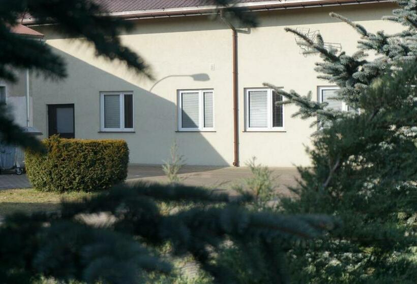 酒店 Kwatery Pracownicze