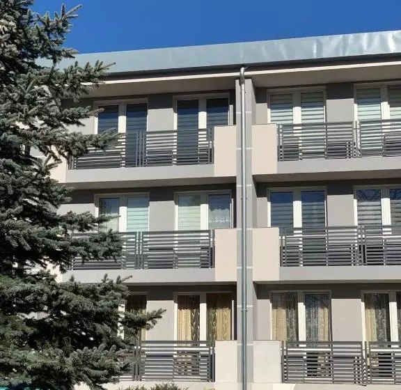 ホテル Olimpik Park