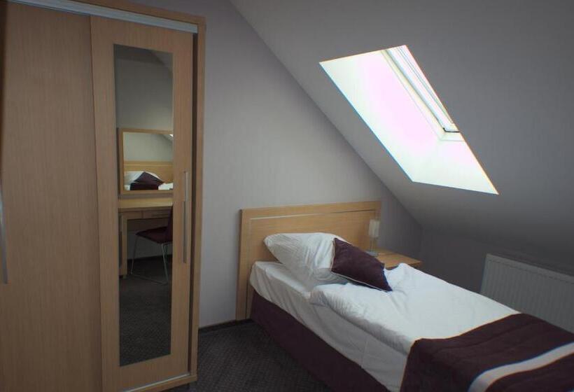 酒店 Pod Złotą Koroną