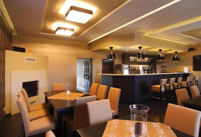 酒店 Pod Złotą Koroną