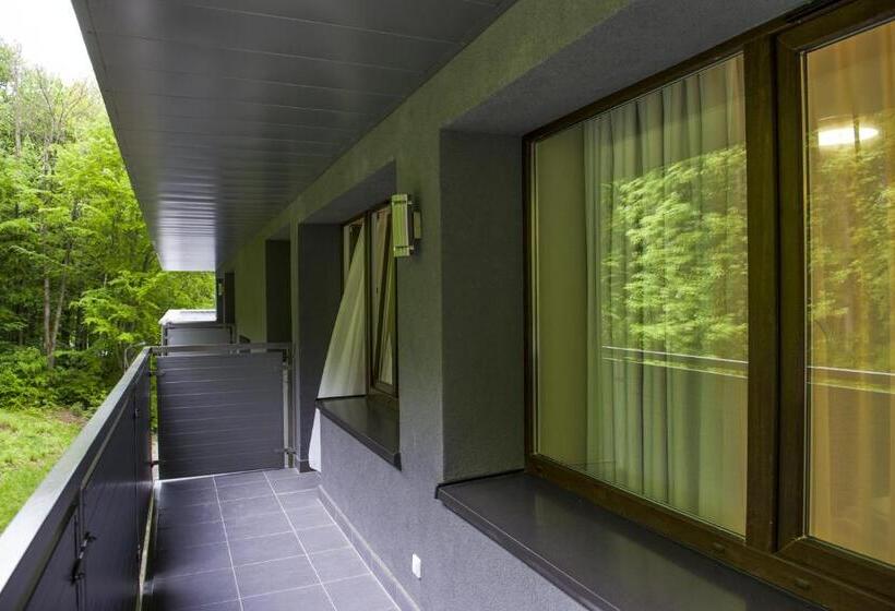 בית מלון כפרי Trojan