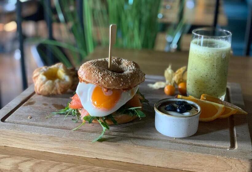 호텔 Wiki Sanok Events & Bowling