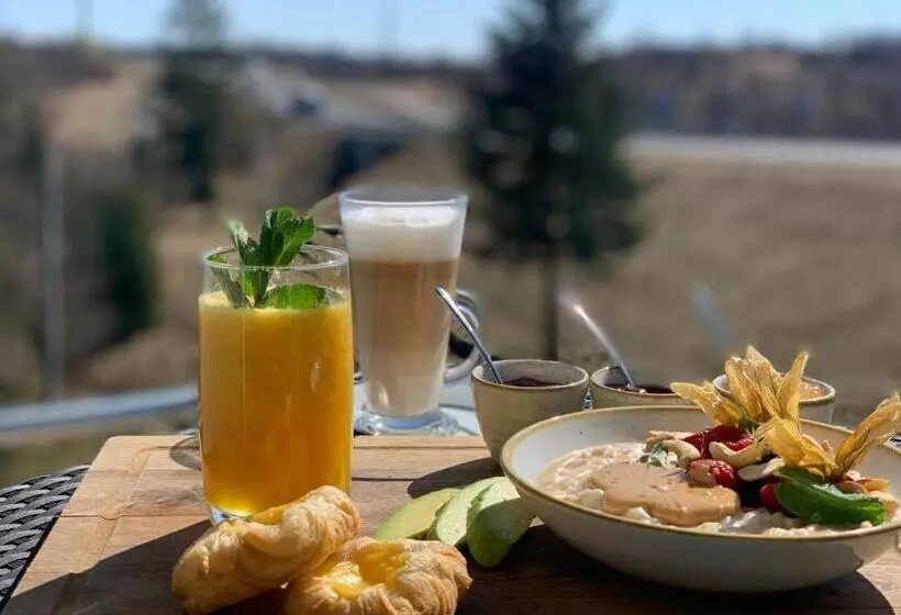 هتل Wiki Sanok Events & Bowling