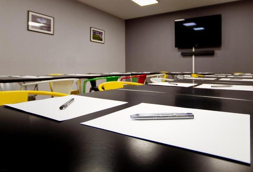 호텔 Wiki Sanok Events & Bowling