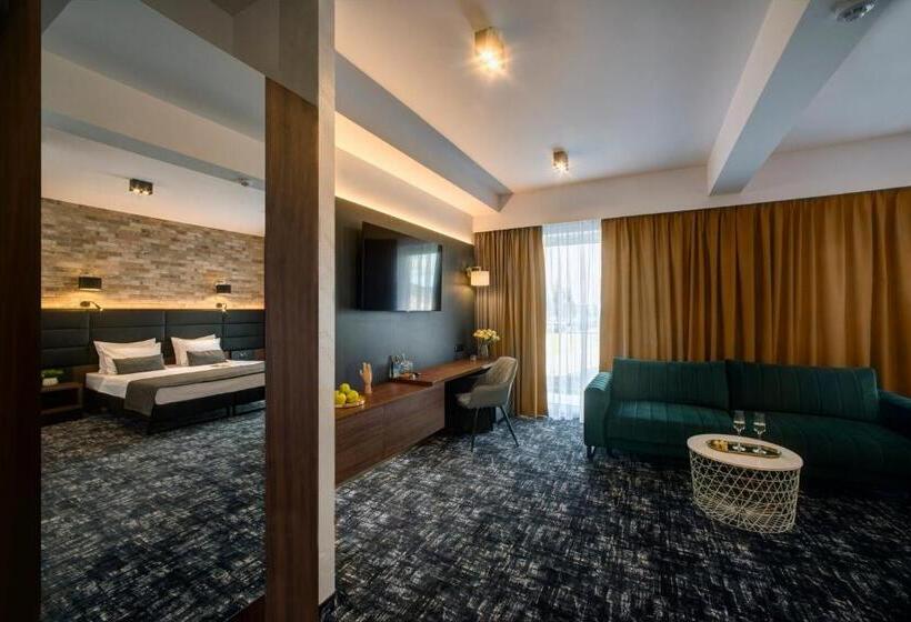 호텔 Wiki Sanok Events & Bowling