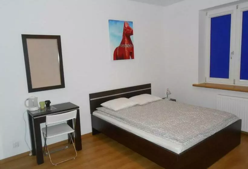 Lux Hostel   Z Prywatnymi łazienkami