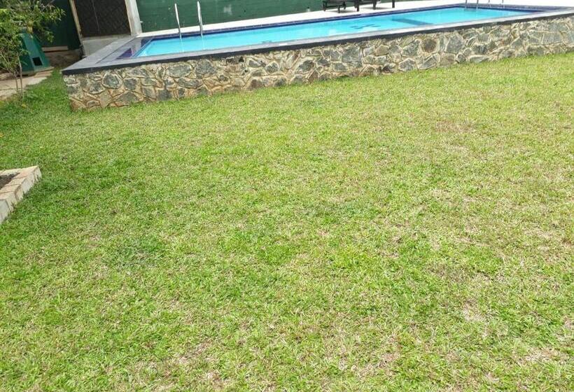 Pensjonat Relax Inn Hikkaduwa