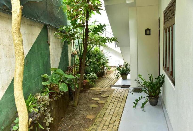 Pensjonat Relax Inn Hikkaduwa