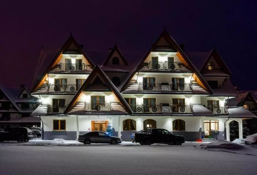 Aamiaismajoitus (B&B) Góralski Dworek