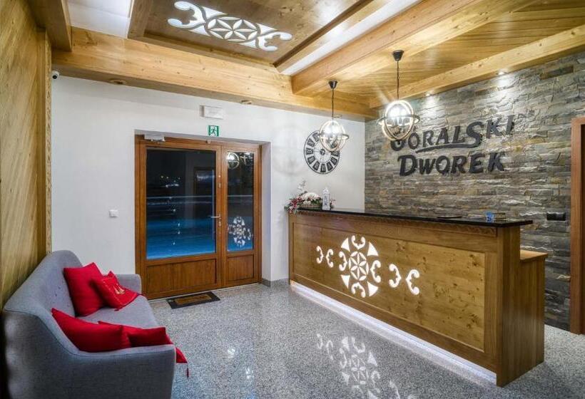 تختخواب و صبحانه Góralski Dworek