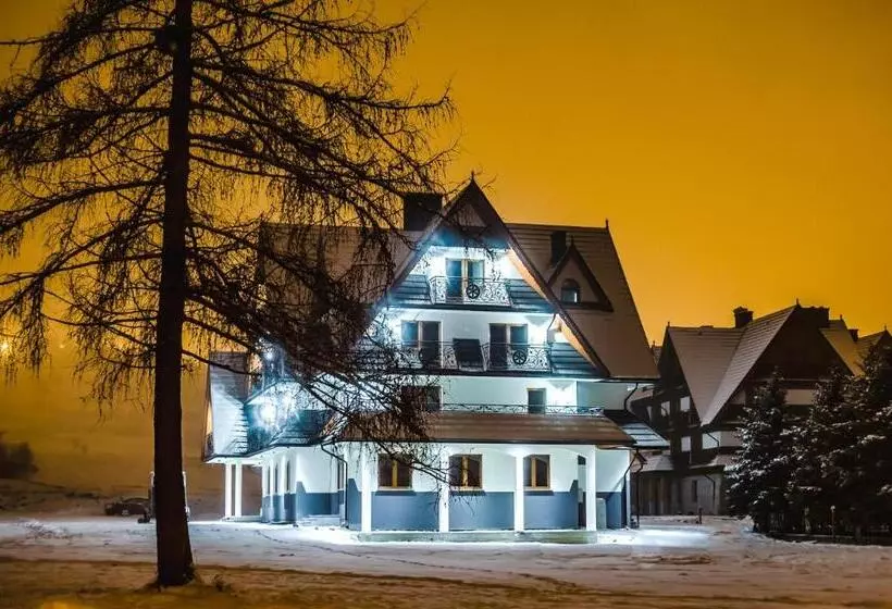 Aamiaismajoitus (B&B) Góralski Dworek