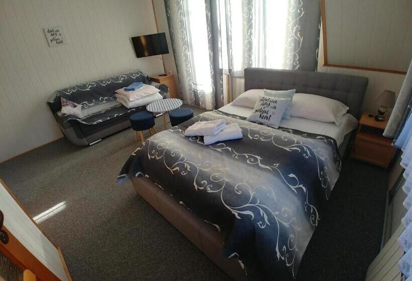 Bed & Breakfast U Hani W Pobliżu Gorący Potok I Termy