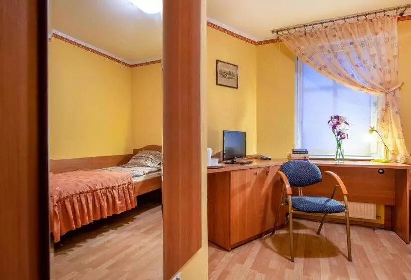 Aamiaismajoitus (B&B) Willa Alexander