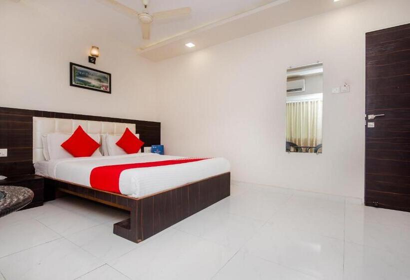 호텔 O Alfa Grand Near Chhatrapati Shivaji International Airport