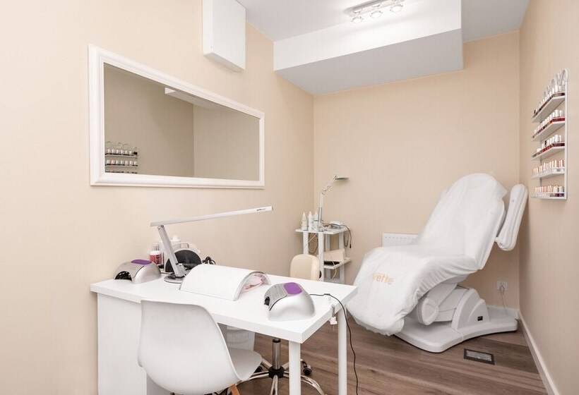 בית מלון כפרי Aqua Resort