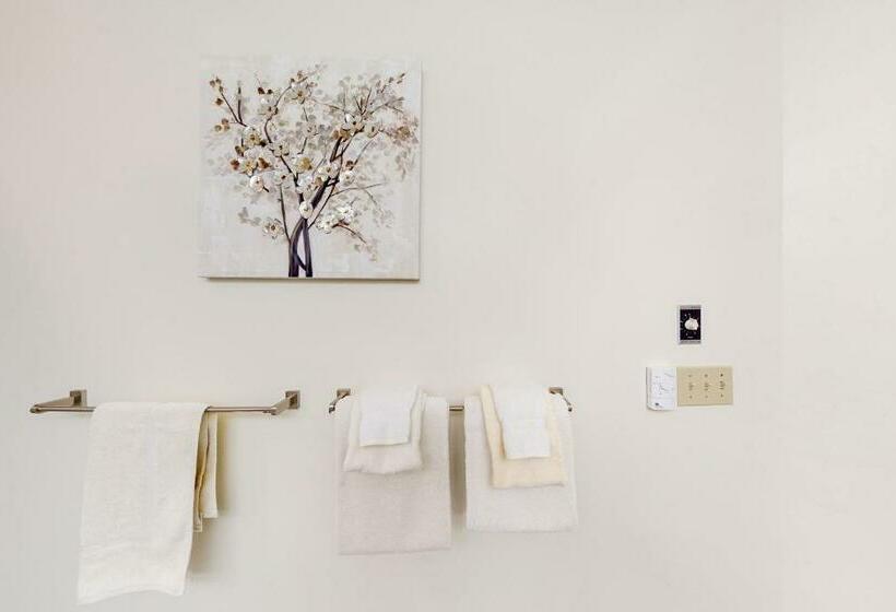 Отель South Beach 51