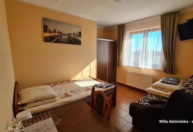 Majatalo Willa Admiralska