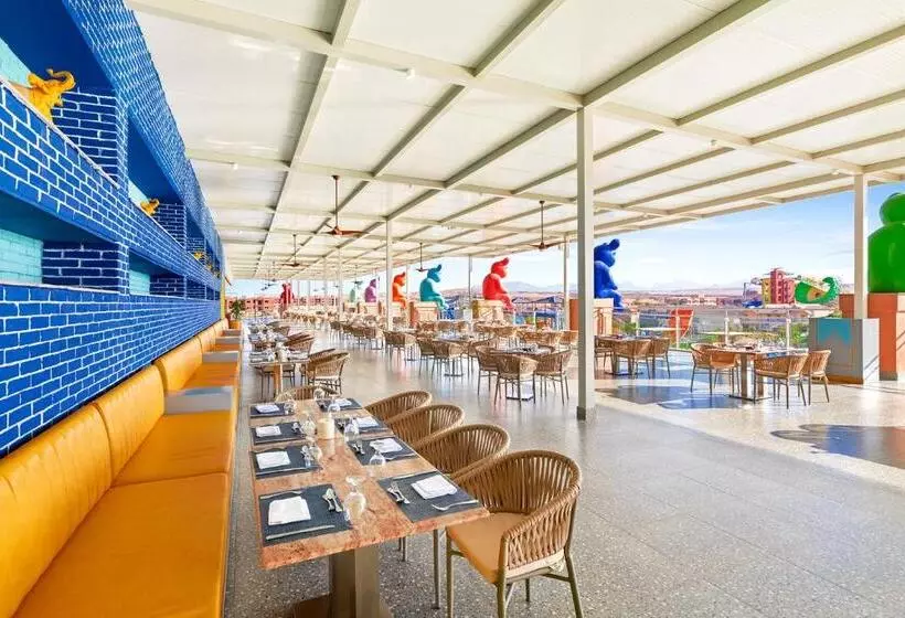 リゾートホテル Neverland City Hurghada Pickalbatros