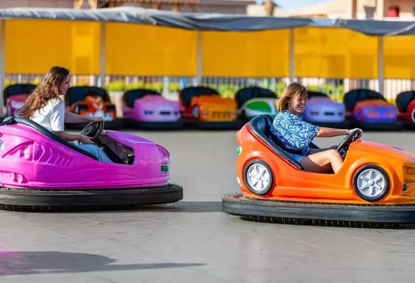 リゾートホテル Neverland City Hurghada Pickalbatros