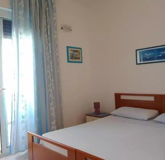 Bed and Breakfast Beb Villa Dora