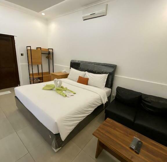 Chrome Hotel & Resort Solo