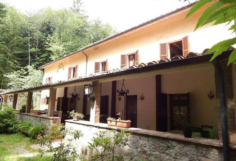 ホテル Agriturismo Fonte Magria