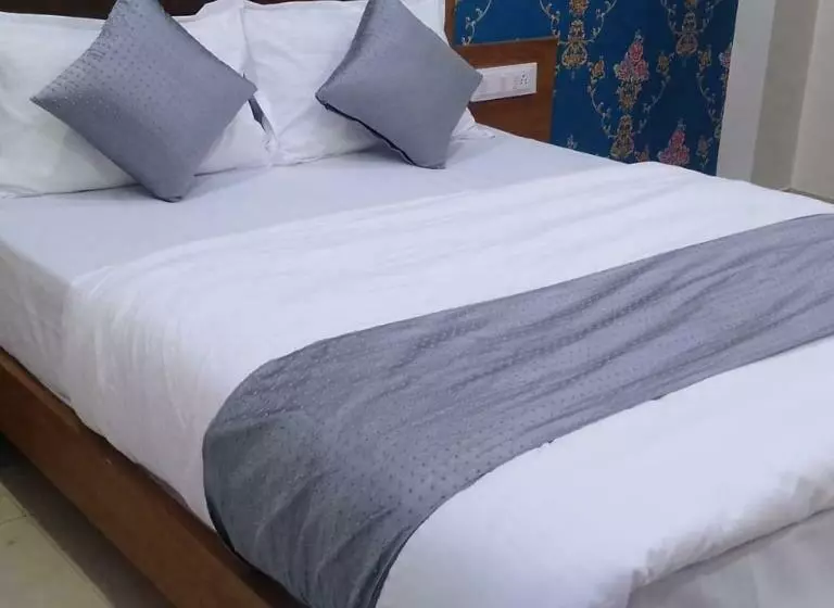 ホテル S G,vadodara