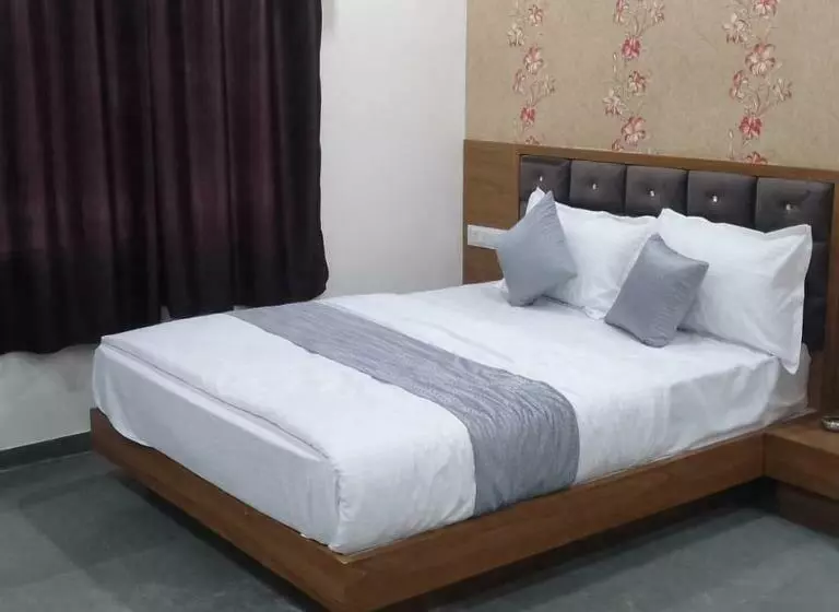 ホテル S G,vadodara