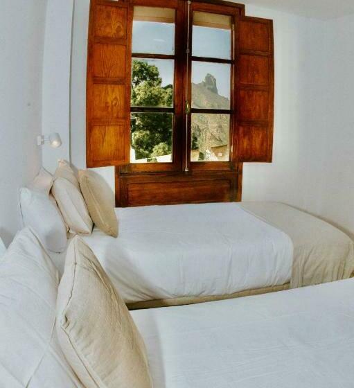 Pensão Texeda Room Suites