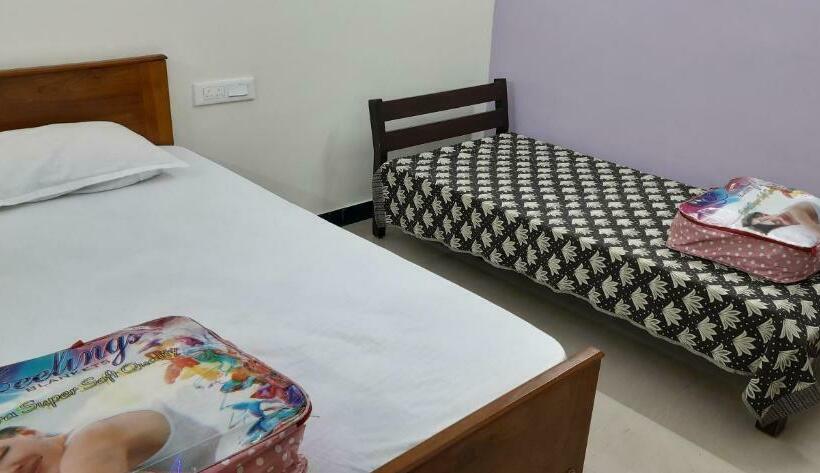 Pensão Teja Residency