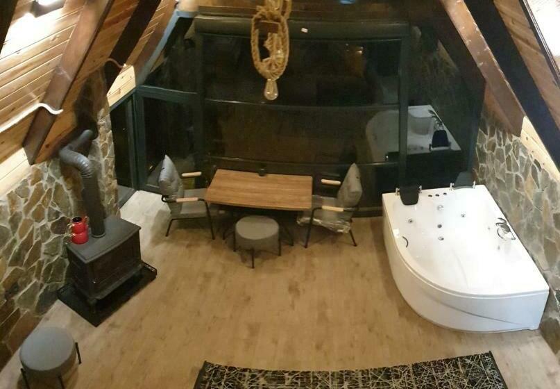 Nocleg ze śniadaniem Soore Bungalov