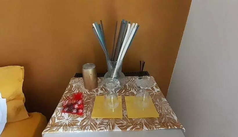 تختخواب و صبحانه Stanza Oro Bagno Con Doccia Idromassaggio