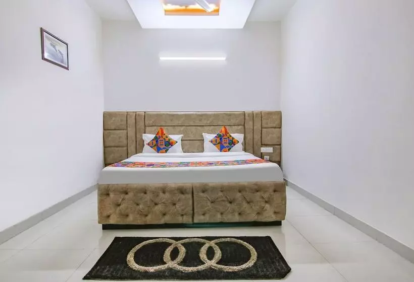 Fabhotel The Nation