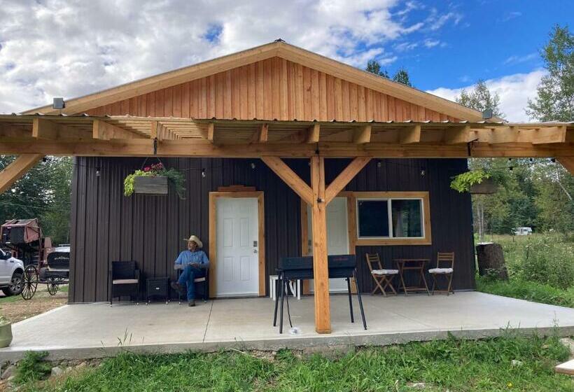 Hotel Battle Creek Ranch, Wells Gray Park