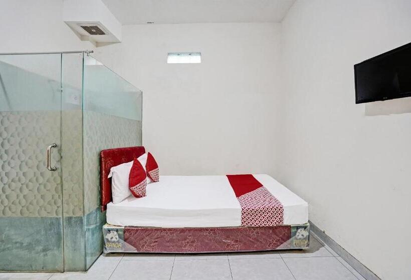 ホテル Oyo 92190 Arya Guest House