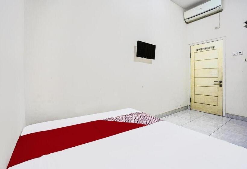 ホテル Oyo 92190 Arya Guest House