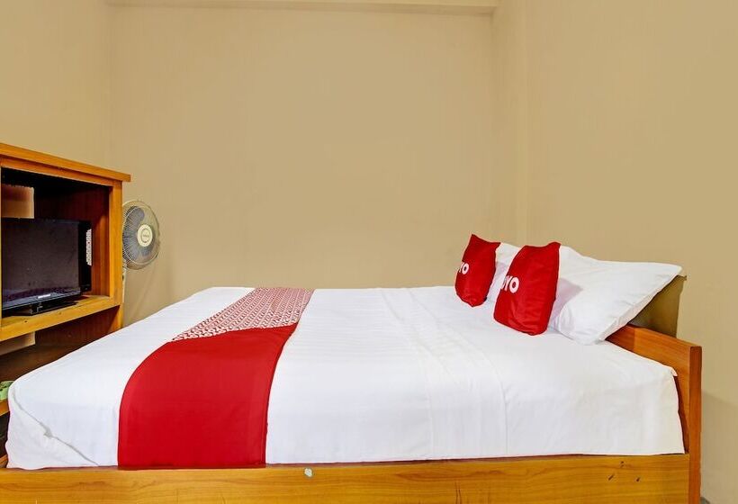 Отель Oyo 92200 Kalegan 1 Guesthouse