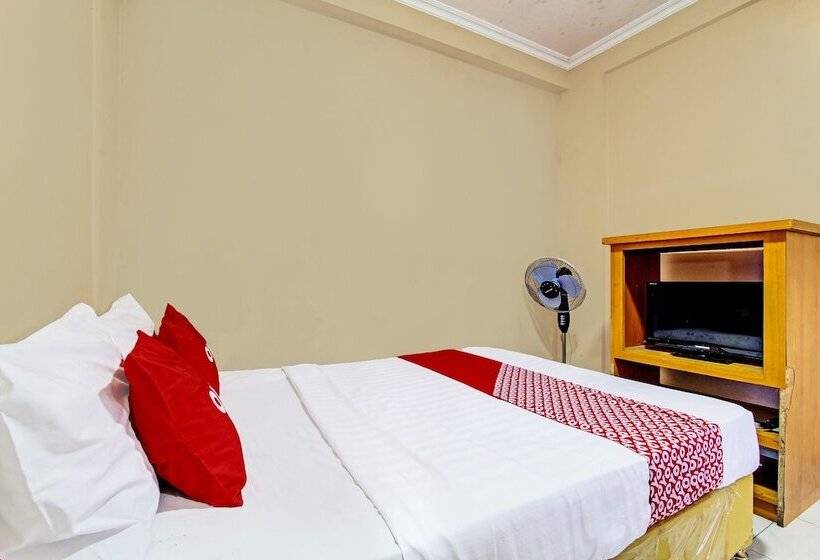 Отель Oyo 92200 Kalegan 1 Guesthouse